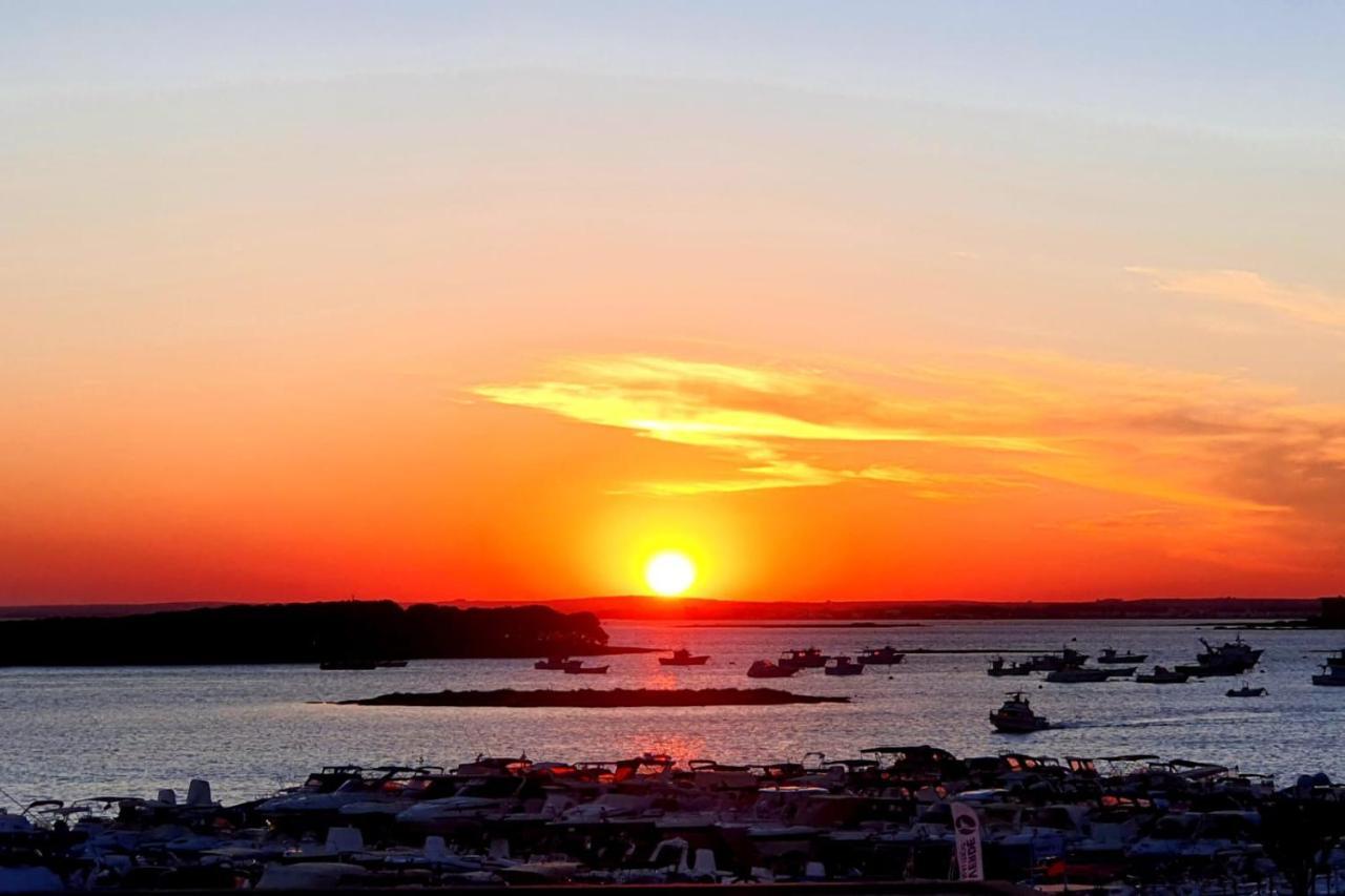Marebed Apartments & Rooms Porto Cesareo Exteriör bild