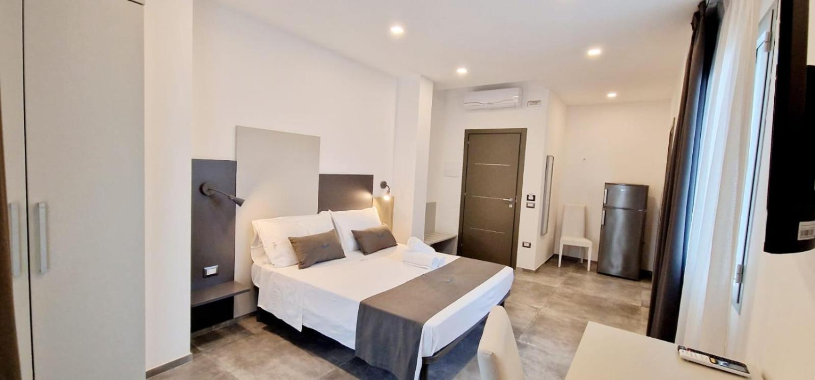 Marebed Apartments & Rooms Porto Cesareo Exteriör bild